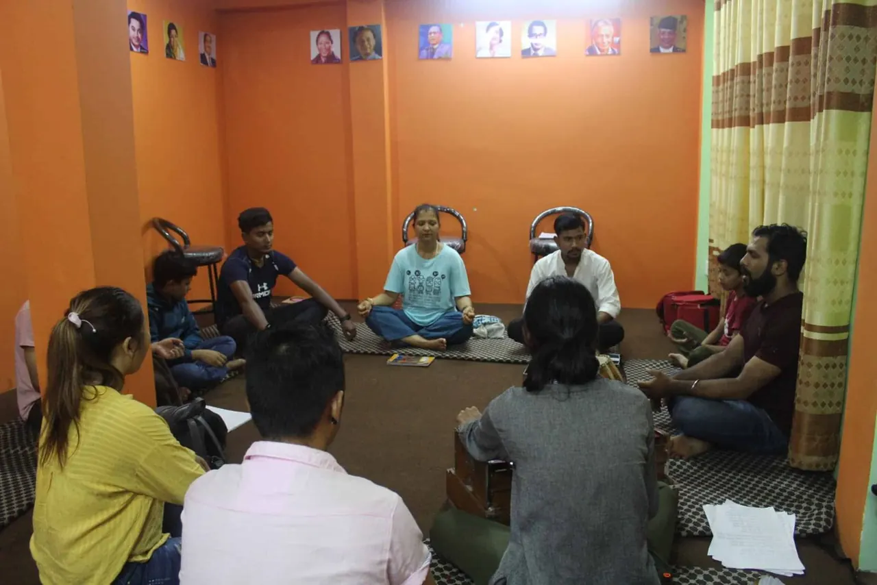 An early vocal class at ECA Academy